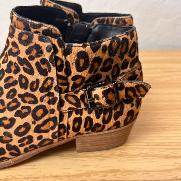 Gianni Bini Bootie Womens 8 Brown Torloni Calf Hair Leopard Stacked Heel Buckle - Picture 9 of 15